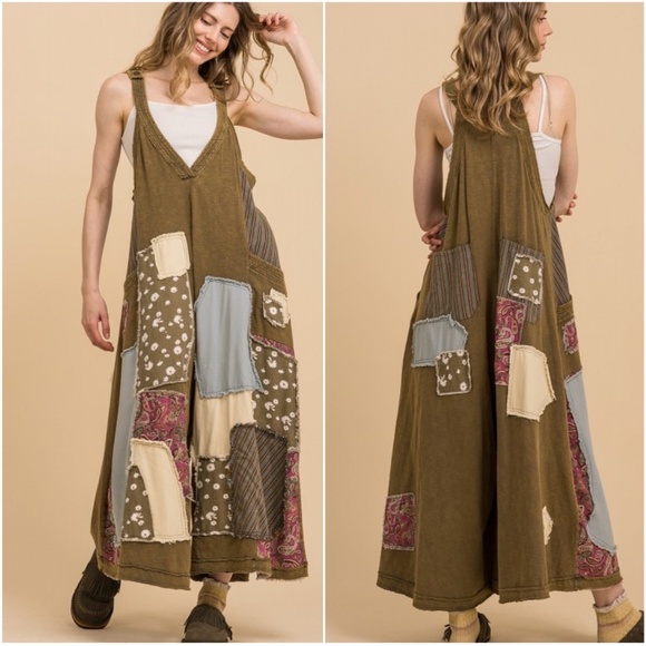 Bluevelvet Floral Paisley Print Patchwork V neck Wide leg Cropped Jumpsuit - Picture 4 of 5